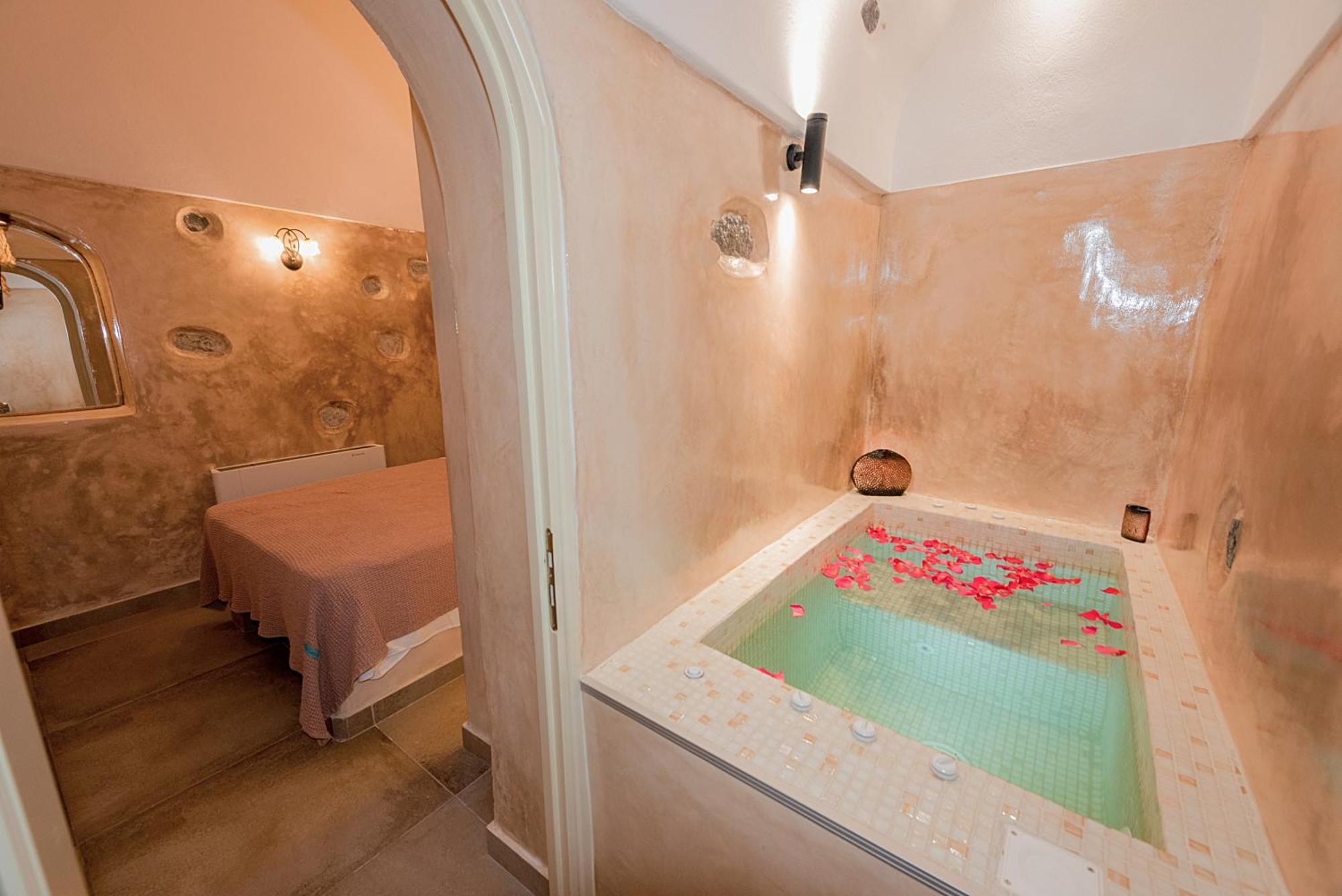 Luxury Villas Hariton Emporio  Екстериор снимка